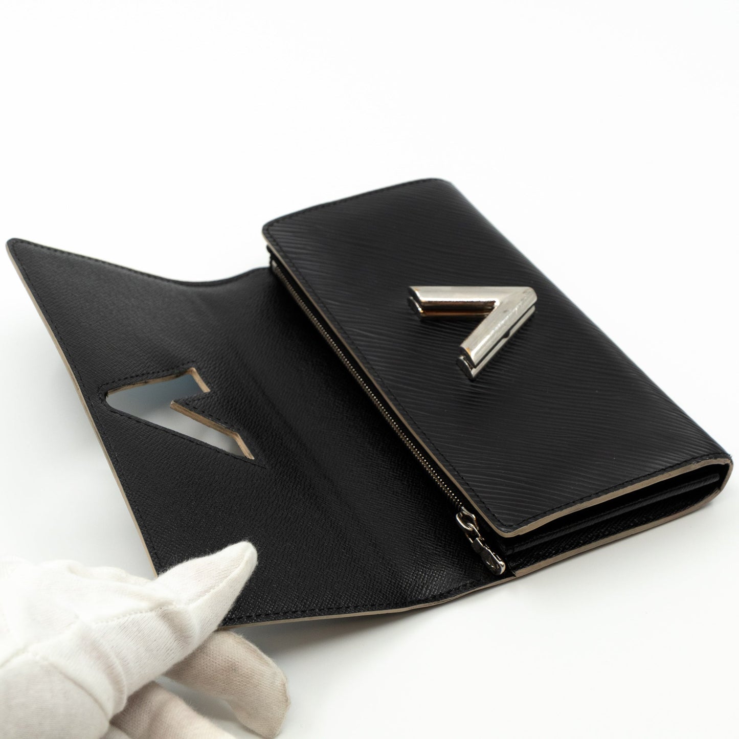 Louis-vuitton Twist Wallet Epi Leather World Tour