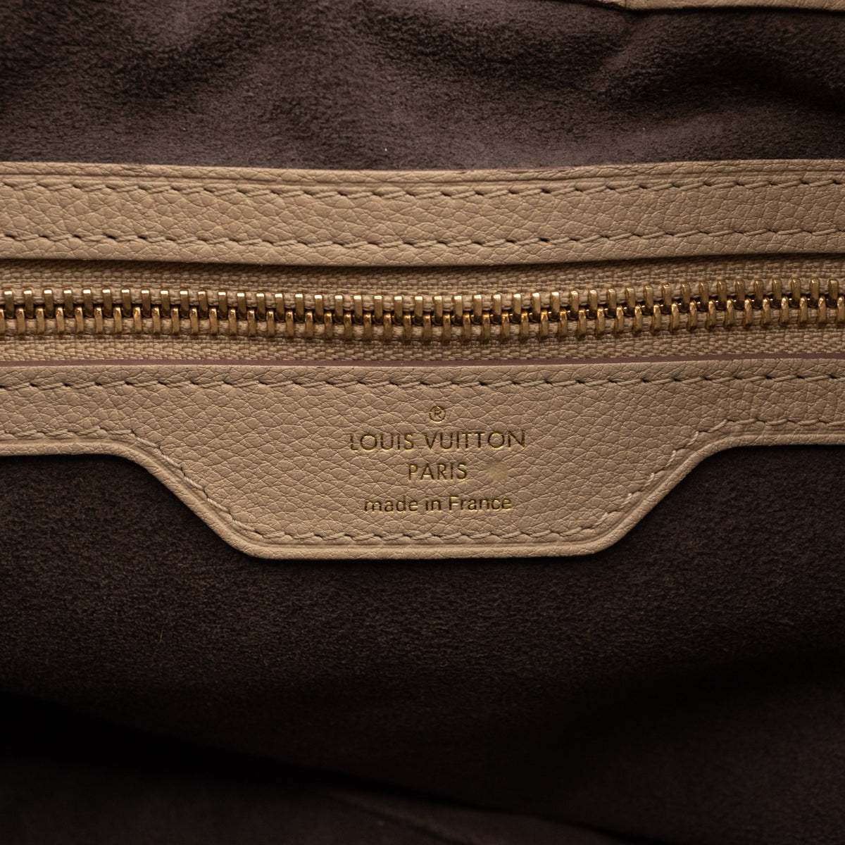 Louis-vuitton Cirrus PM Beige Mahina Leather