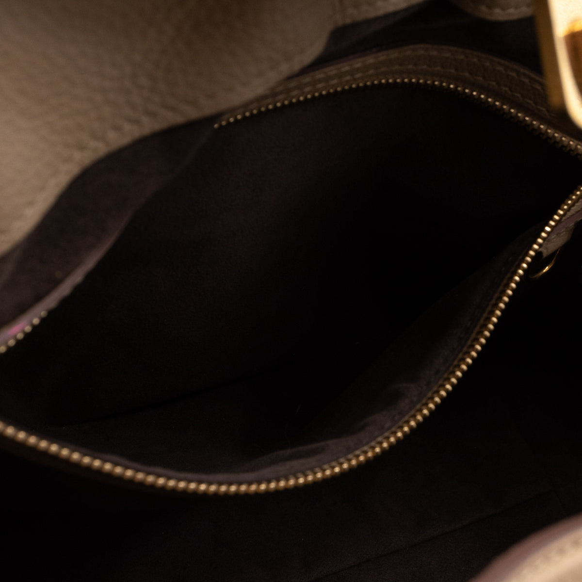 Louis-vuitton Cirrus PM Beige Mahina Leather