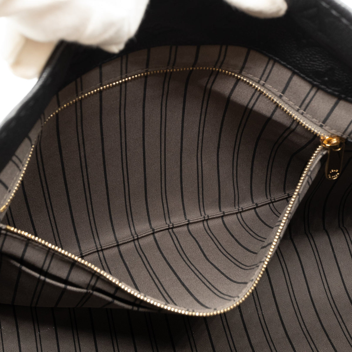 Louis-vuitton Artsy MM Monogram Empreinte Black