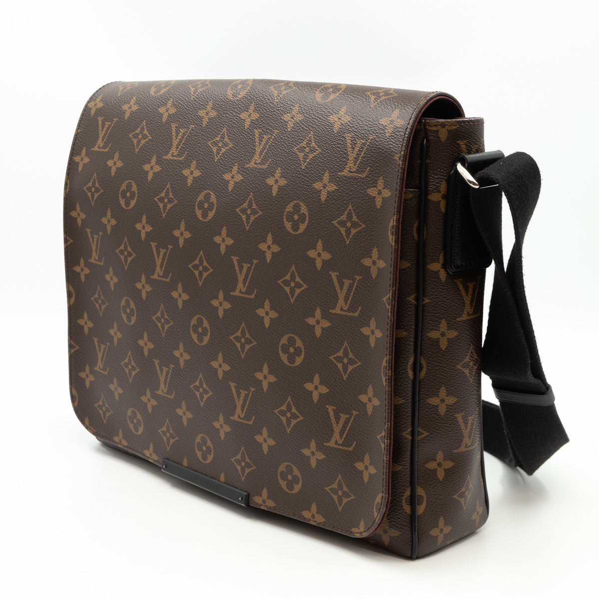 Louis-vuitton District MM Monogram Macassar