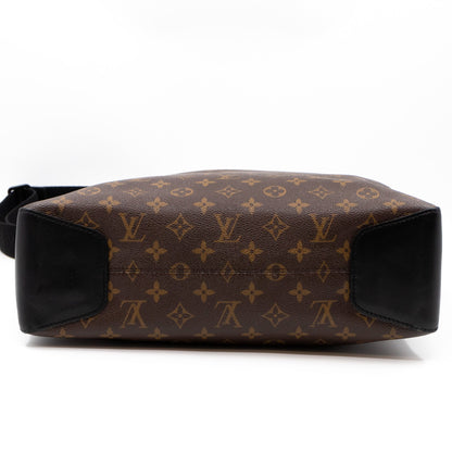 Louis-vuitton Torres Messenger Monogram Macassar