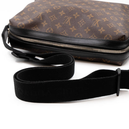 Louis-vuitton Torres Messenger Monogram Macassar