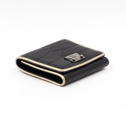 Pagoda Small Flap Wallet Black Leather