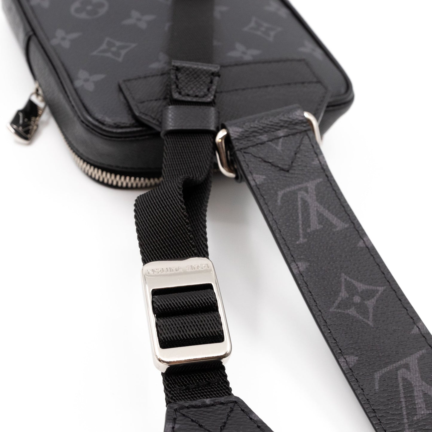 Louis-vuitton Outdoor Slingbag Taigarama Black