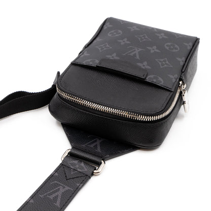 Louis-vuitton Outdoor Slingbag Taigarama Black