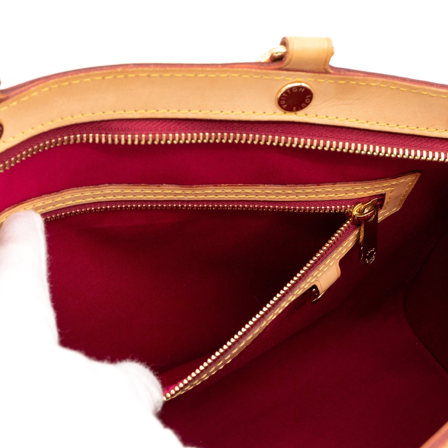 Louis-vuitton Brea MM Vernis Indian Rose