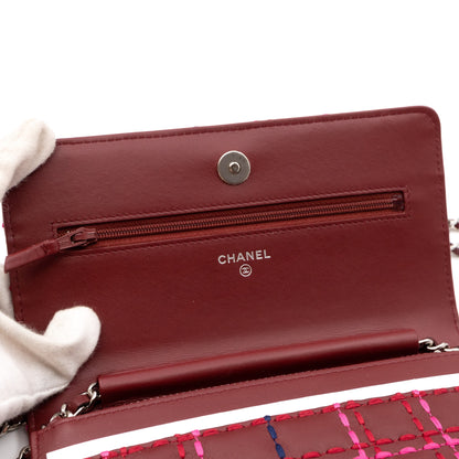 Classic Wallet On Chain Burgundy Leather Square Stitch