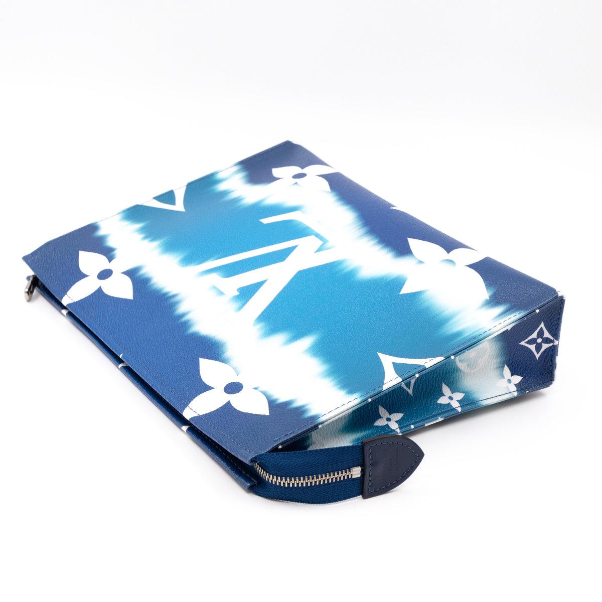 Louis-vuitton Toiletry Pouch 26 LV Escale
