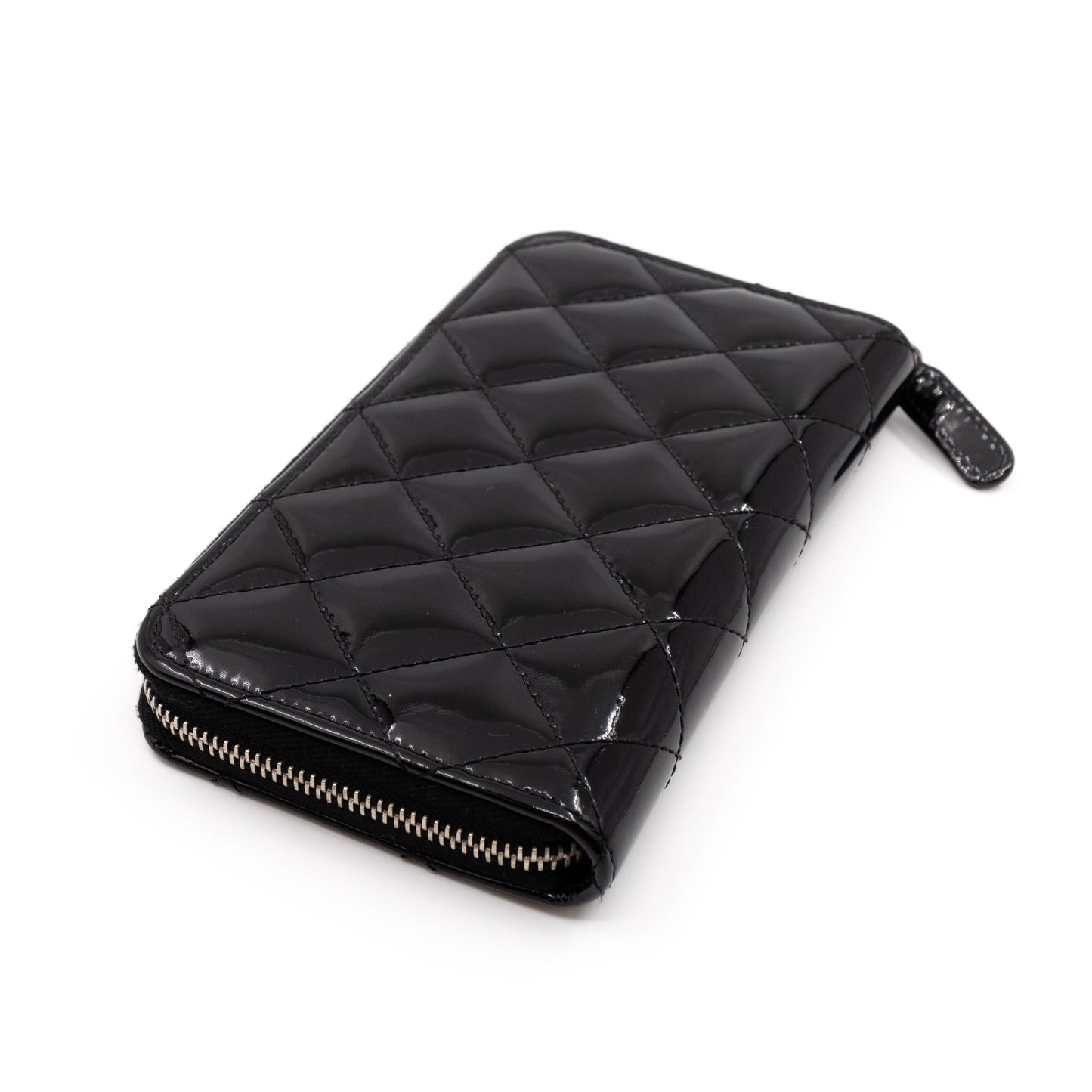 Medium Zipped Wallet Patent Leather Black