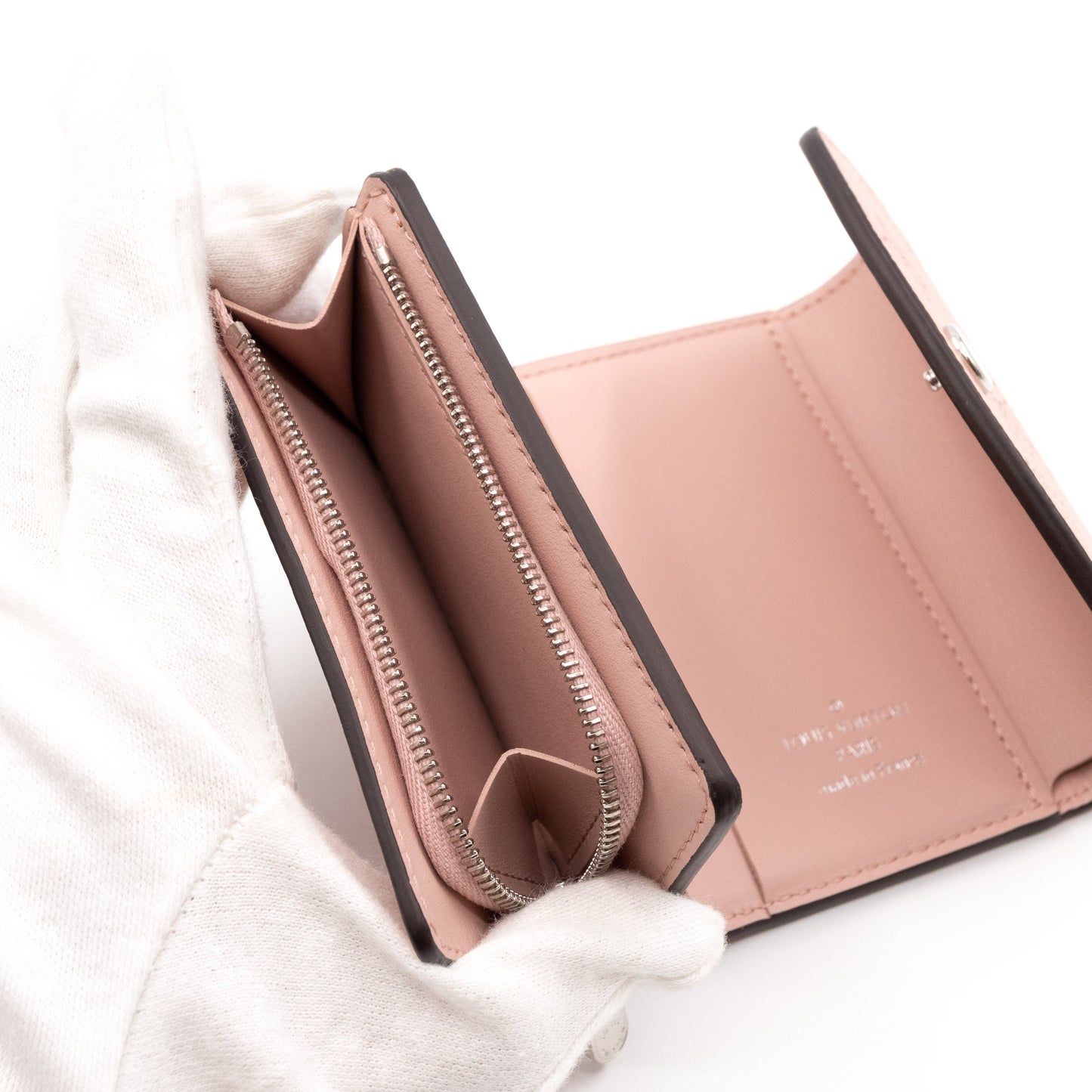 Louis-vuitton Iris XS Wallet Magnolia Mahina Leather