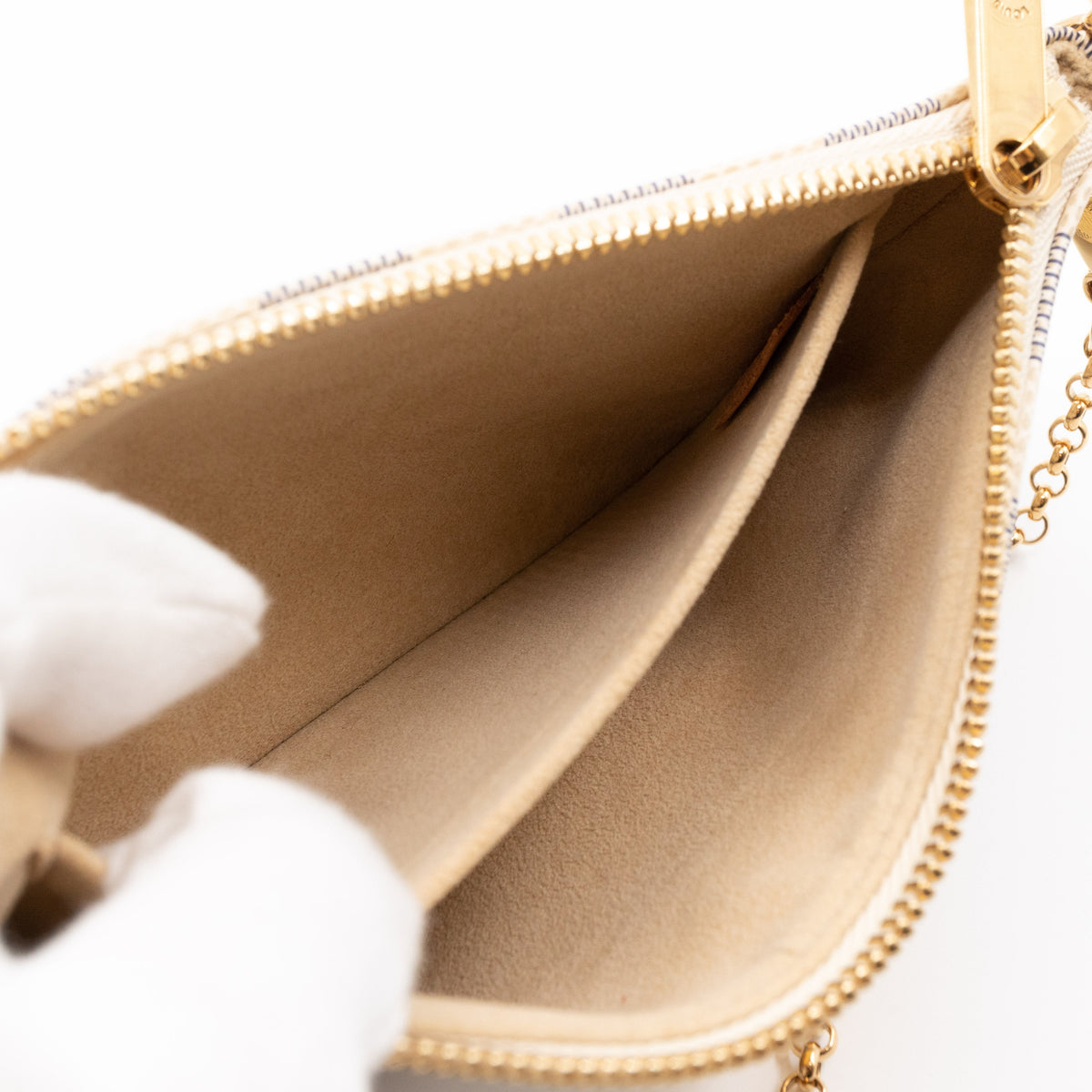 Louis-vuitton Milla MM Pochette Damier Azur