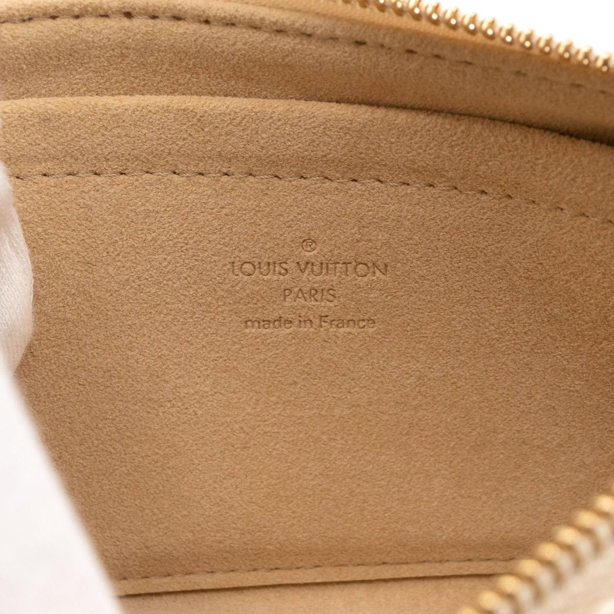 Louis-vuitton Milla MM Pochette Damier Azur