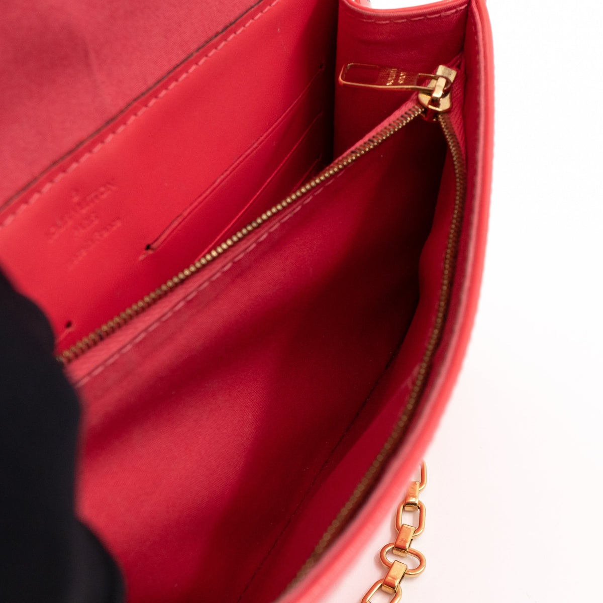 Louis-vuitton Ana Clutch Vernis Rose Litchi