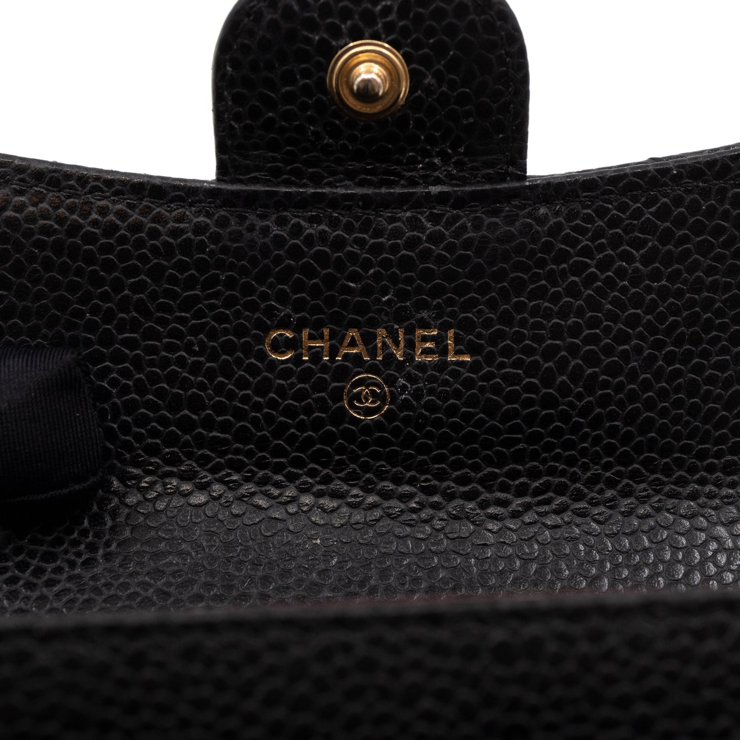 Classic Flap  Case Black Caviar Gold