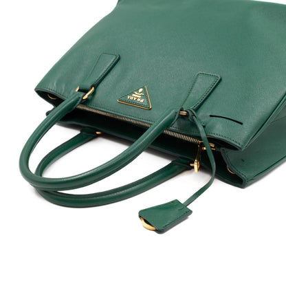 Galleria Medium Single Zip Green Saffiano