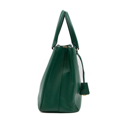 Galleria Medium Single Zip Green Saffiano