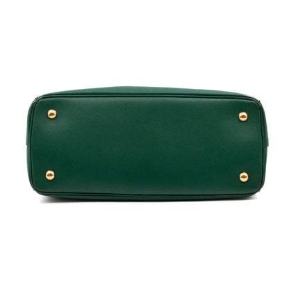 Galleria Medium Single Zip Green Saffiano
