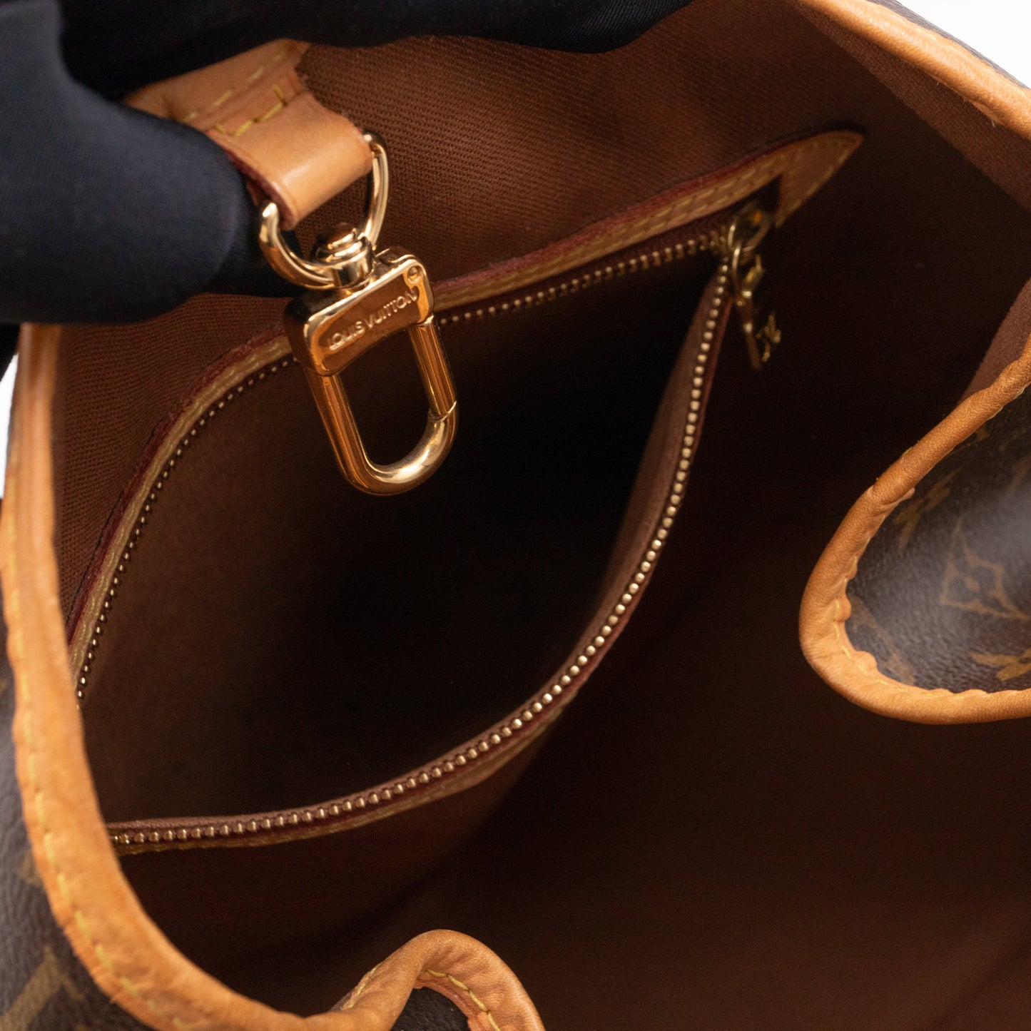 Louis-vuitton Batignolles Vertical Monogram