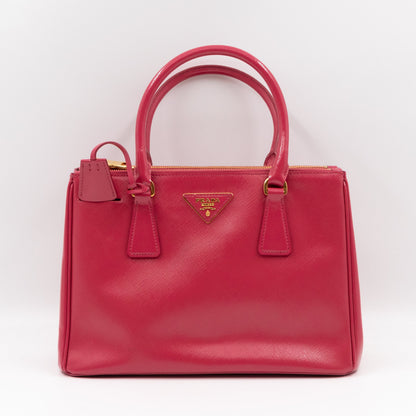 Galleria Medium Double Zip Pink Saffiano Vernice