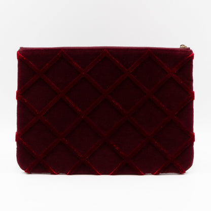 Medium O Case Burgundy Velvet Quilted