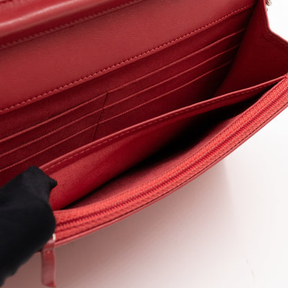 Classic Wallet on Chain Coral Pink Patent Leather