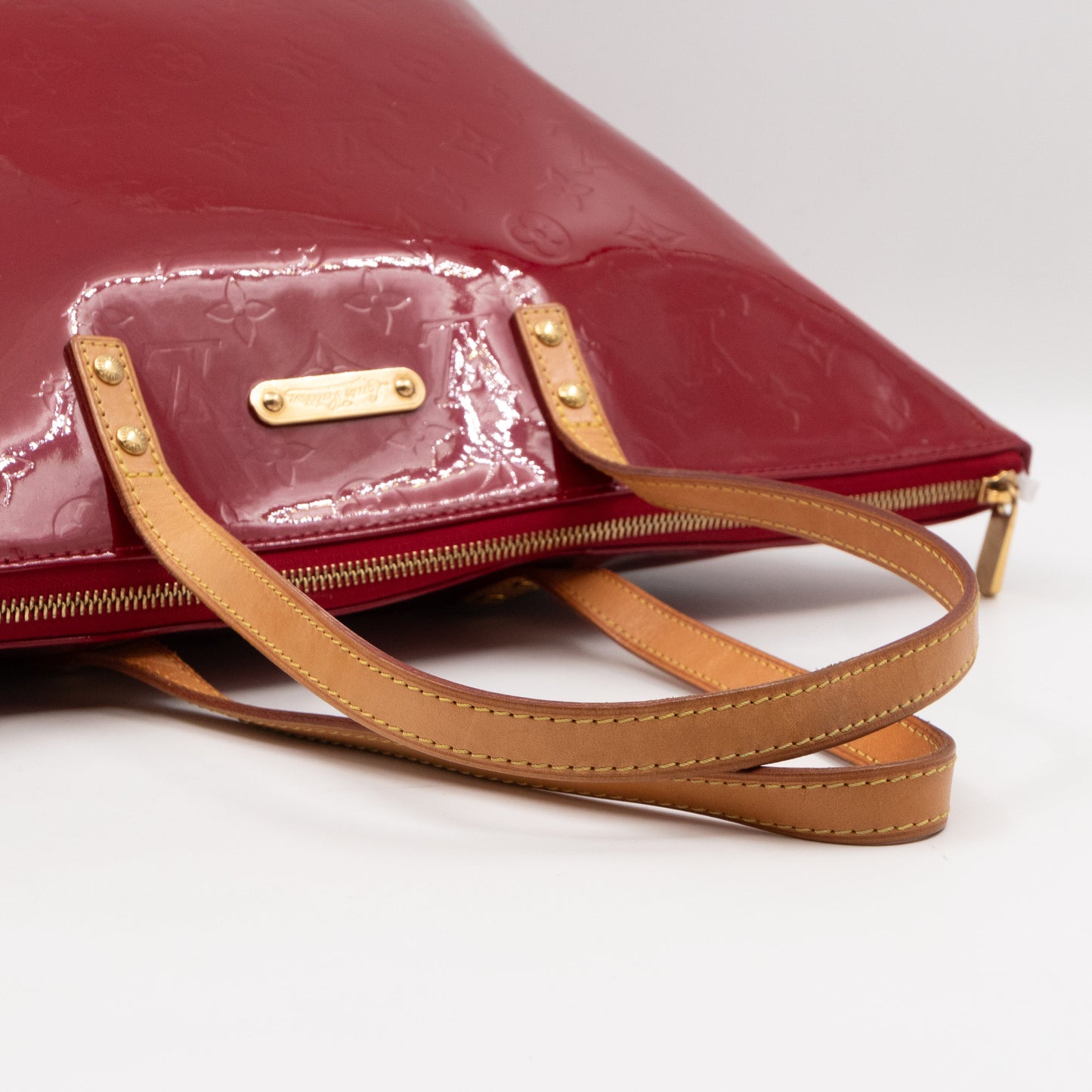 Louis-vuitton Bellevue GM Monogram Red Vernis