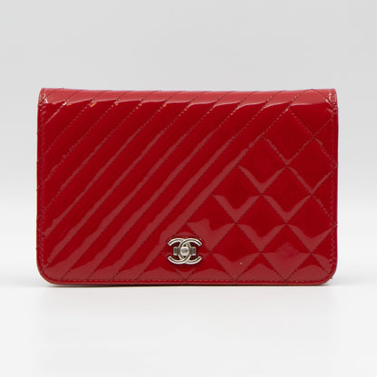 Coco Boy Wallet On Chain Quilted Red Patent Leather Silver