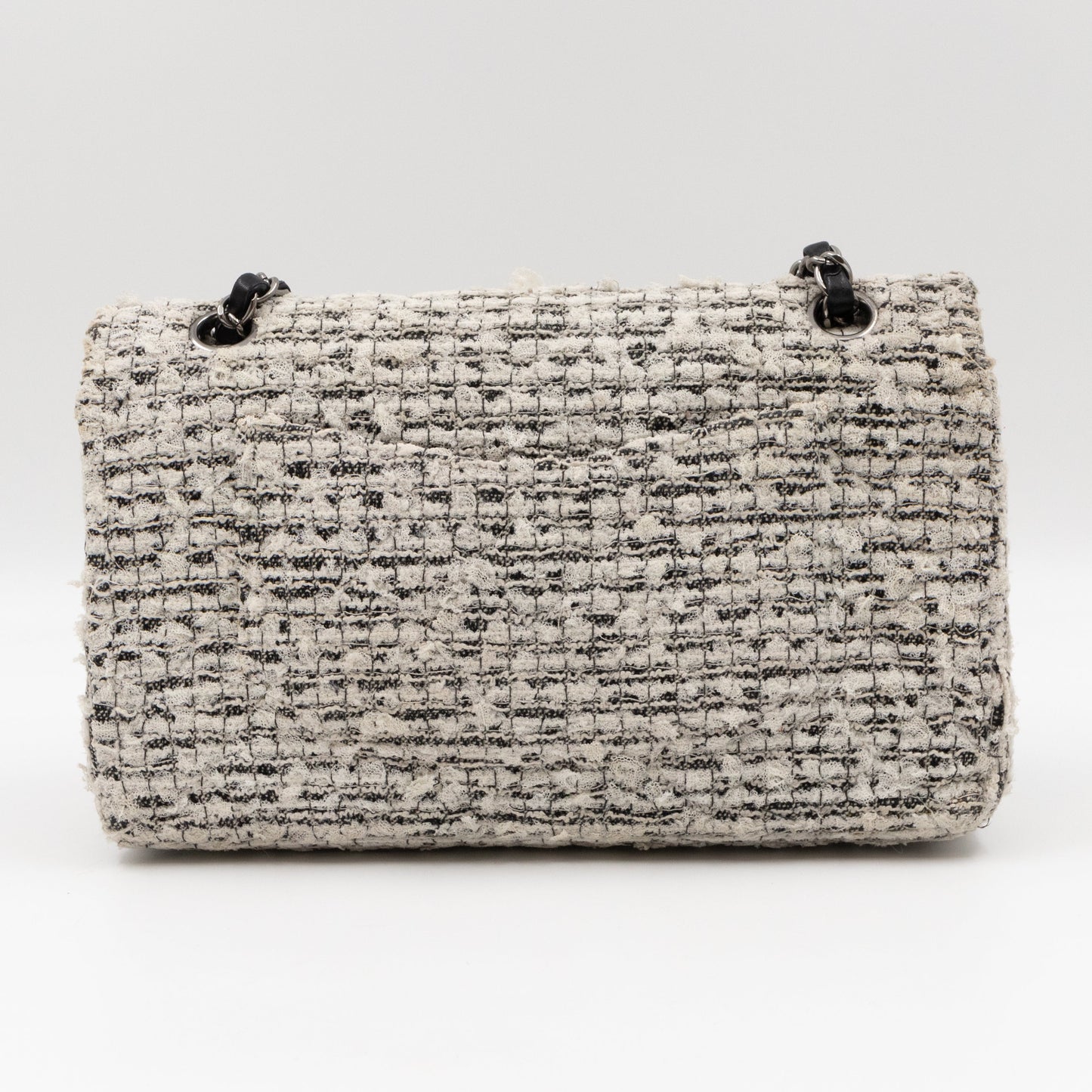Gardens Charms 2.55 Reissue Flap Bag White Black Tweed