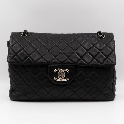 Classic Single Flap Maxi Black Lambskin Silver