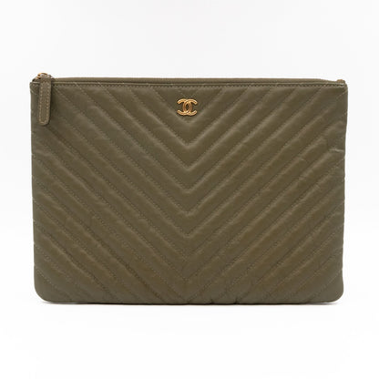 Medium O Case  Green Chevron