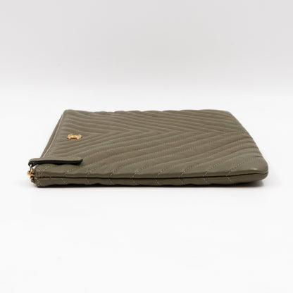 Medium O Case  Green Chevron