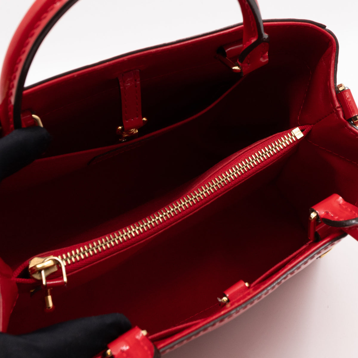 Louis-vuitton Montaigne BB Red Vernis