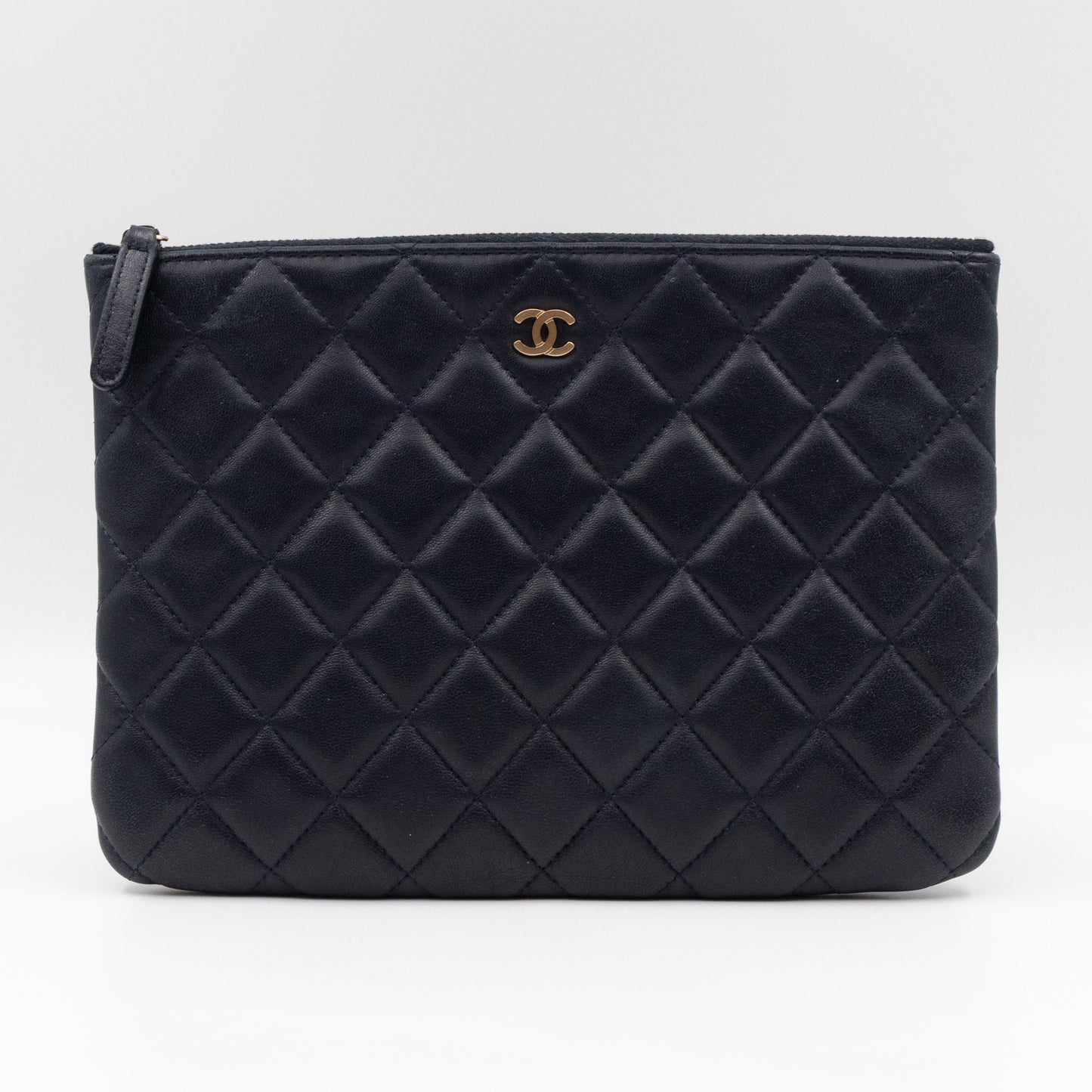 Classic Medium O Case Navy Leather