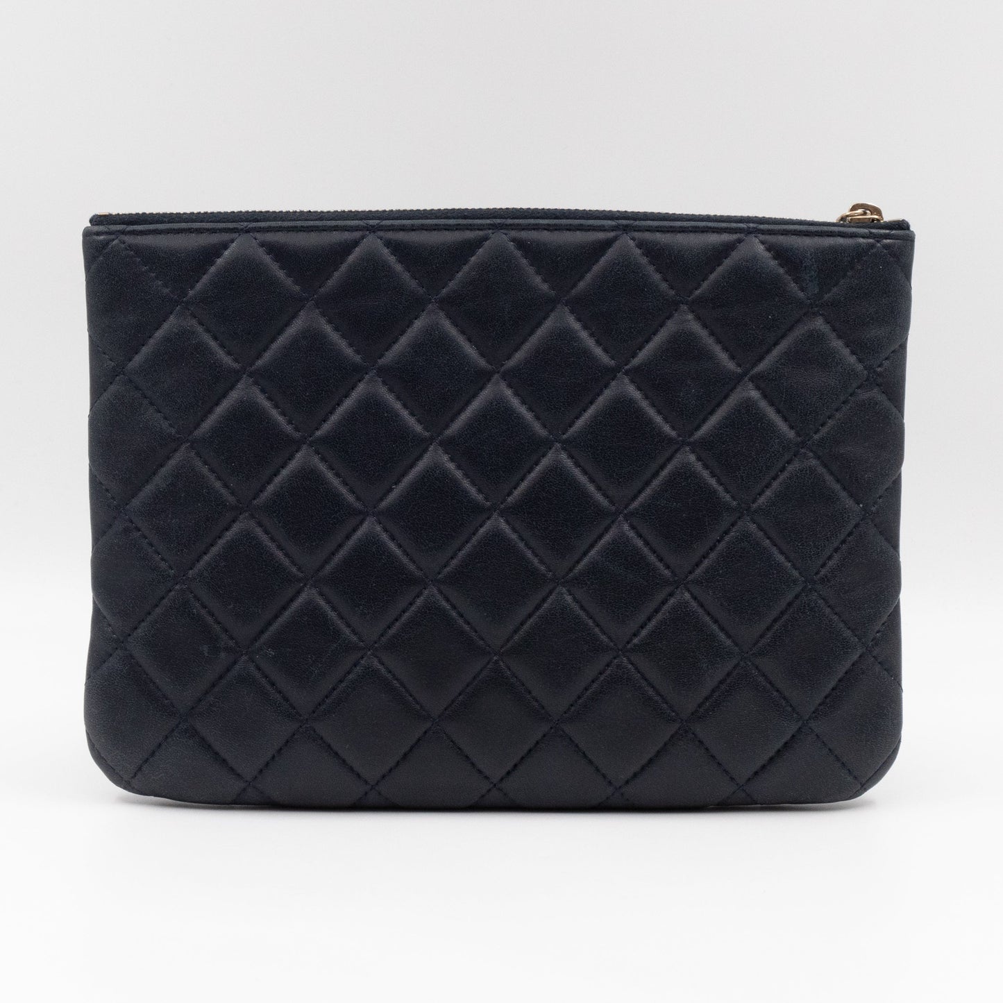Classic Medium O Case Navy Leather