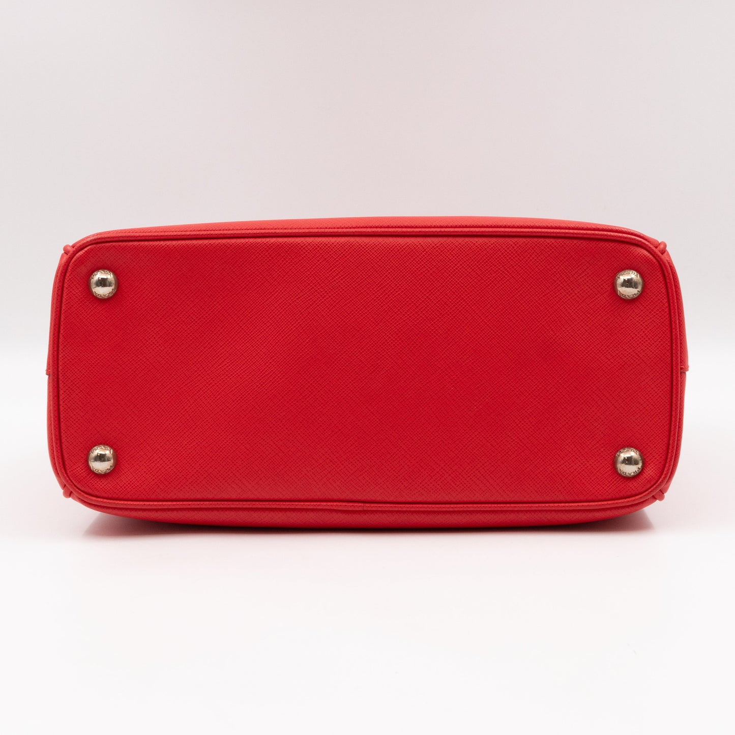 Galleria Medium Double Zip Lacca Red Saffiano Lux
