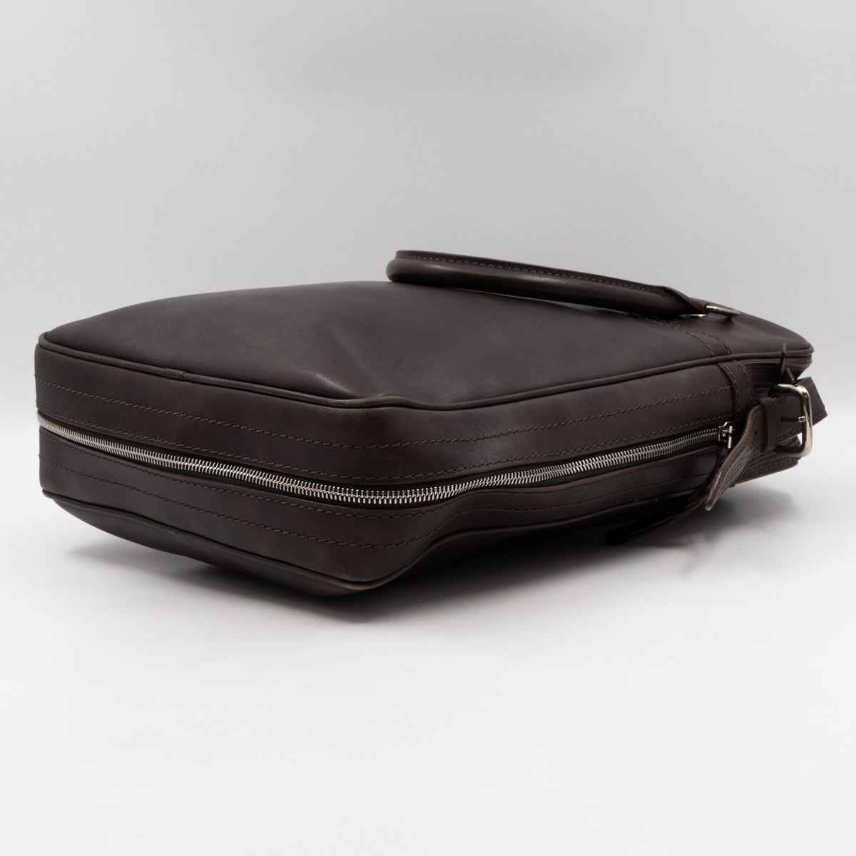 Louis-vuitton Bequia Porte Document Vertical Brown Leather