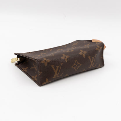 Louis-vuitton Toiletry Pouch 15 Monogram