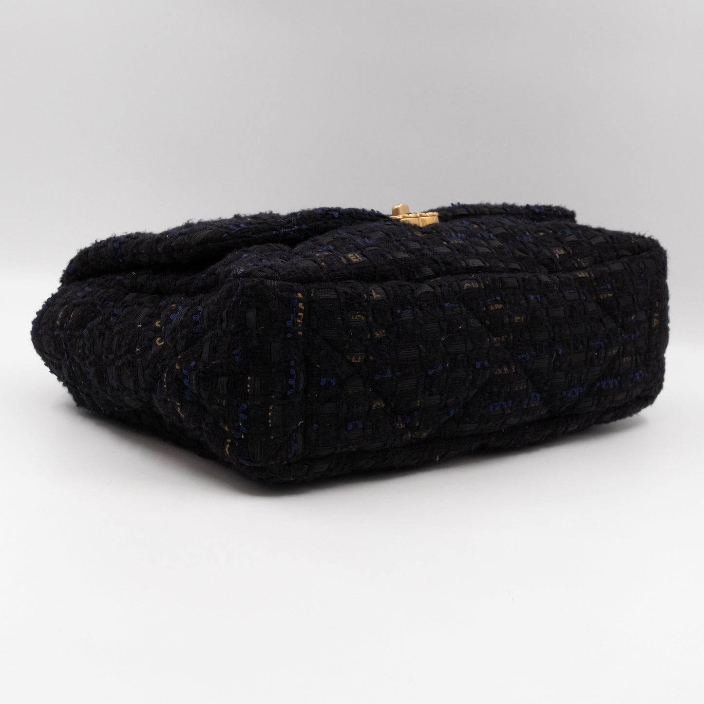 Chanel 19 Maxi Black Navy Tweed