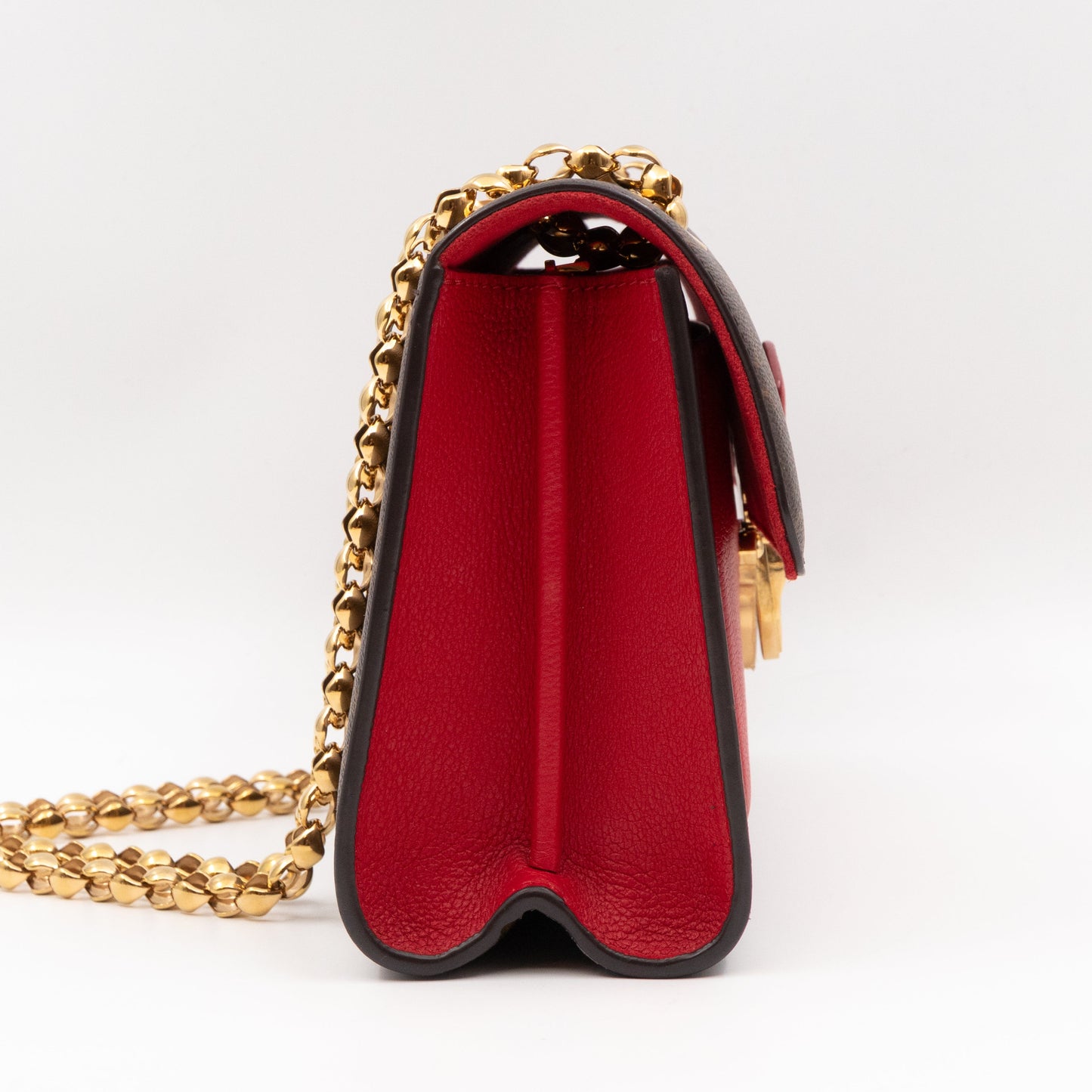 Victoire Monogram Red