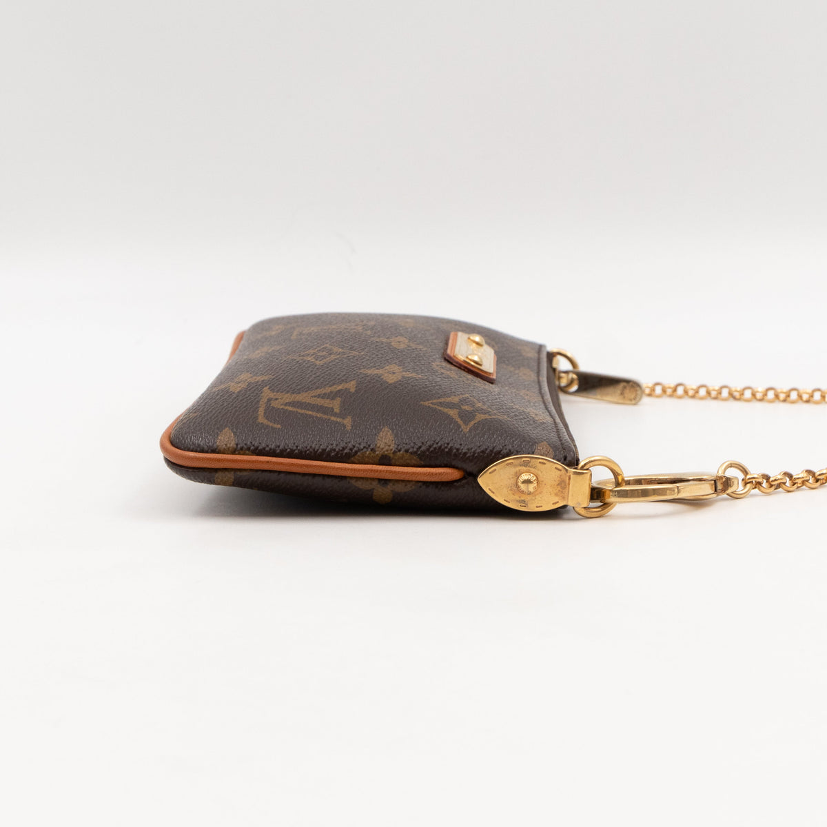 Louis-vuitton Milla MM Pochette Monogram