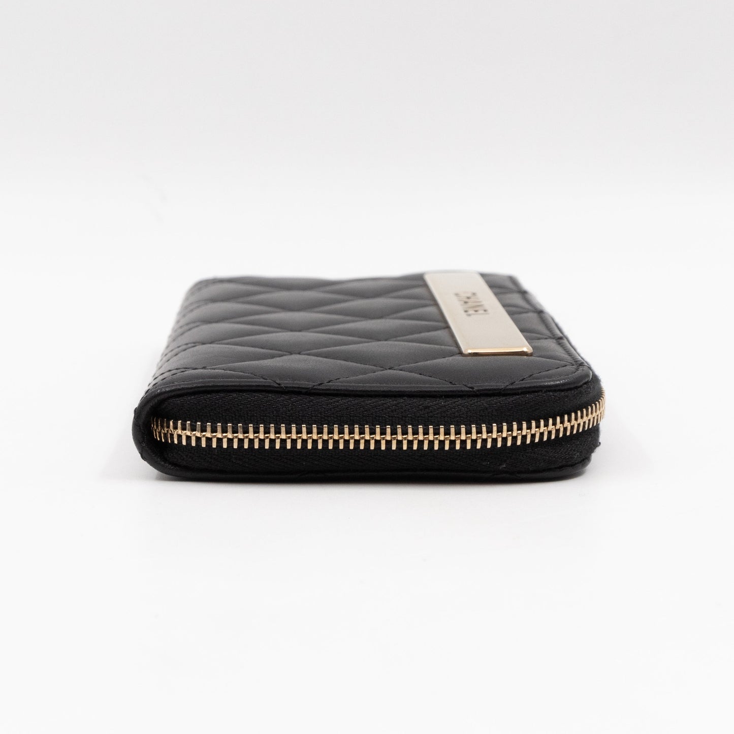 Small Trendy CC Zipped Wallet