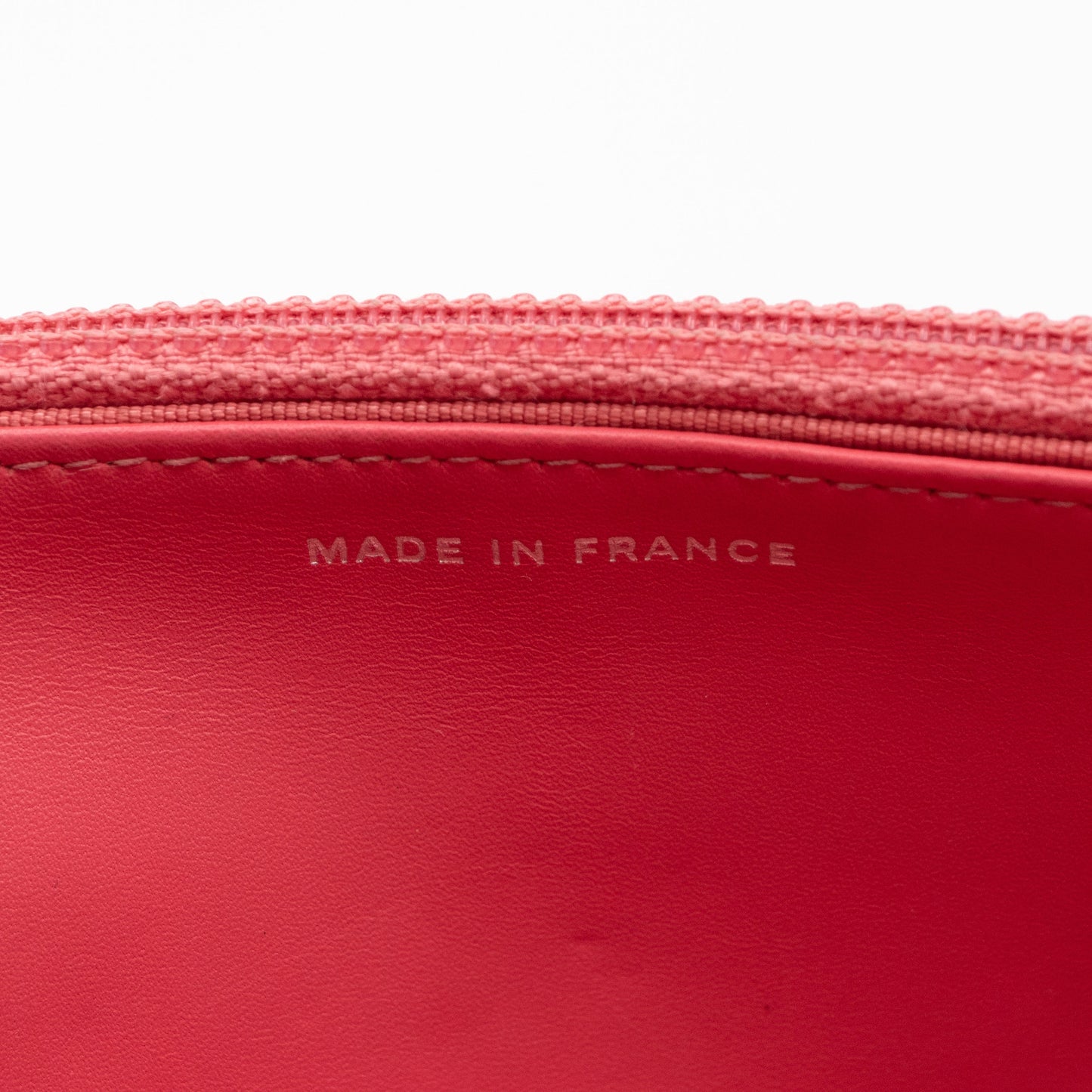 Classic Wallet on Chain Coral Patent Leather