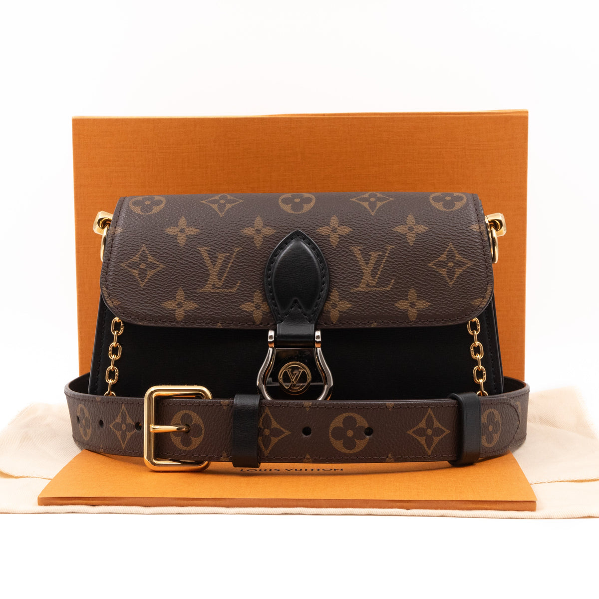 Neo Saint Cloud Monogram Black Leather