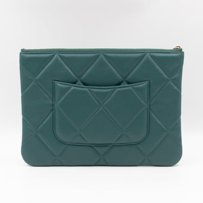 19 Pouch Large Teal Quilted Leather