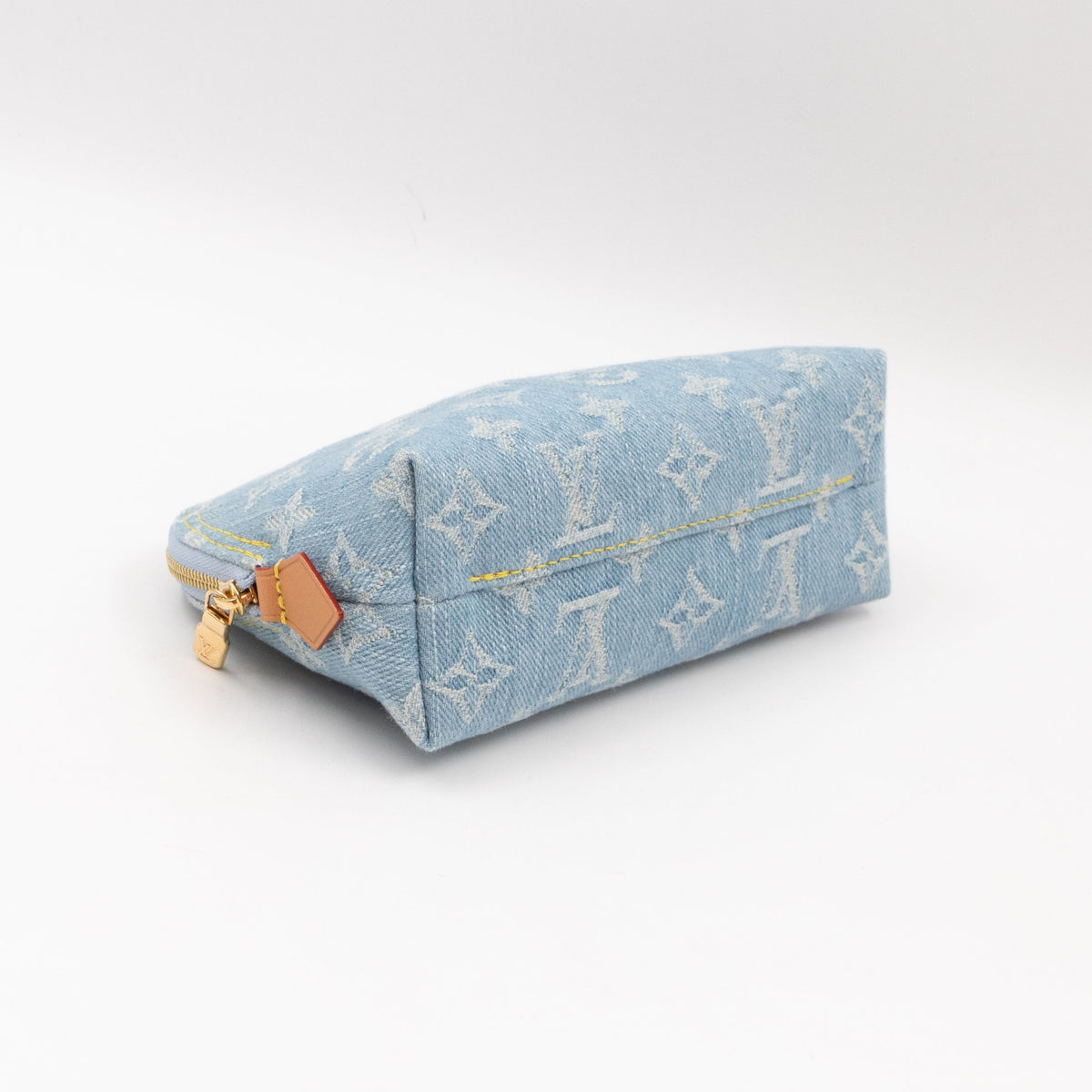 Louis-vuitton Cosmetic Pouch PM Monogram Sky Blue Denim