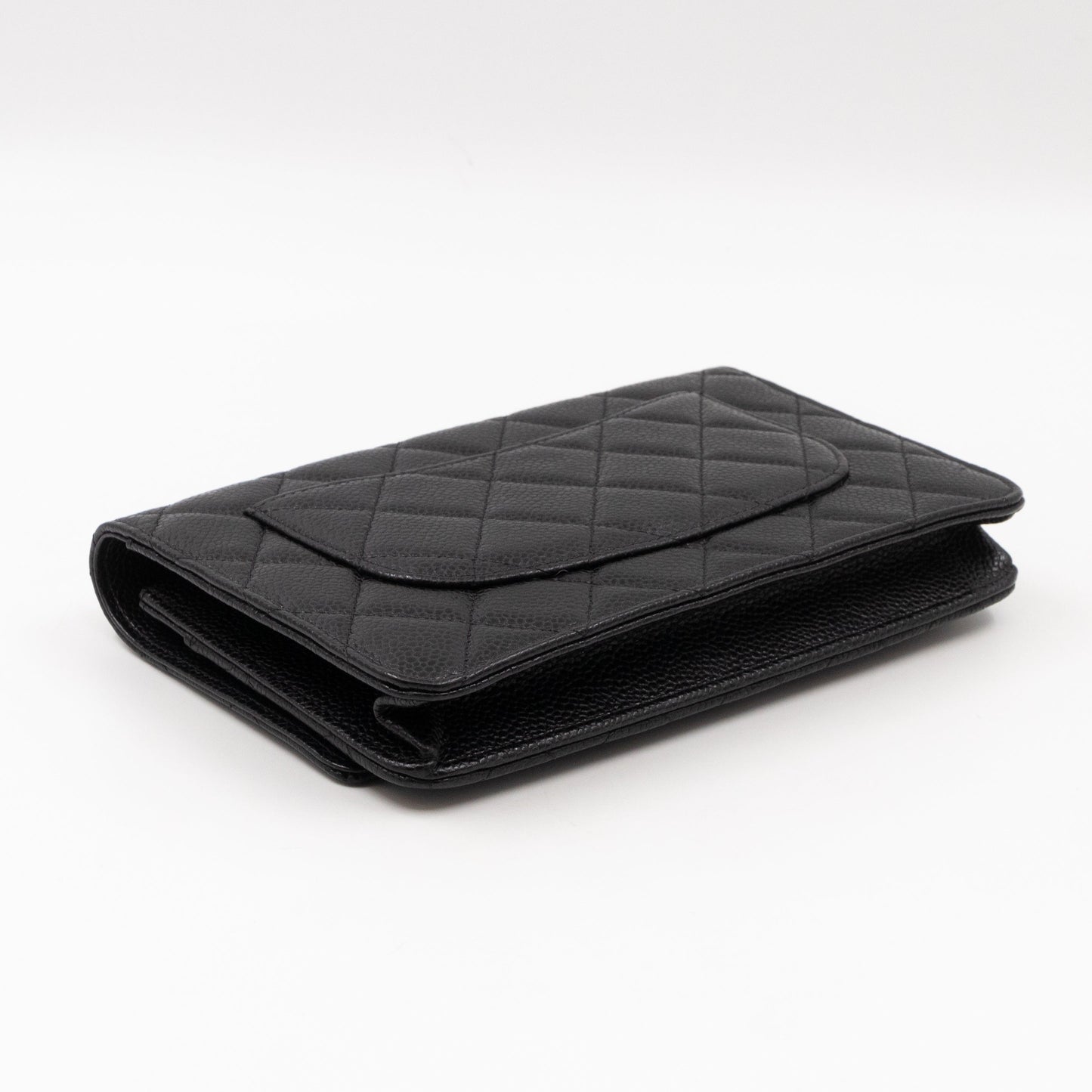 Classic Wallet On Chain Black Caviar Silver