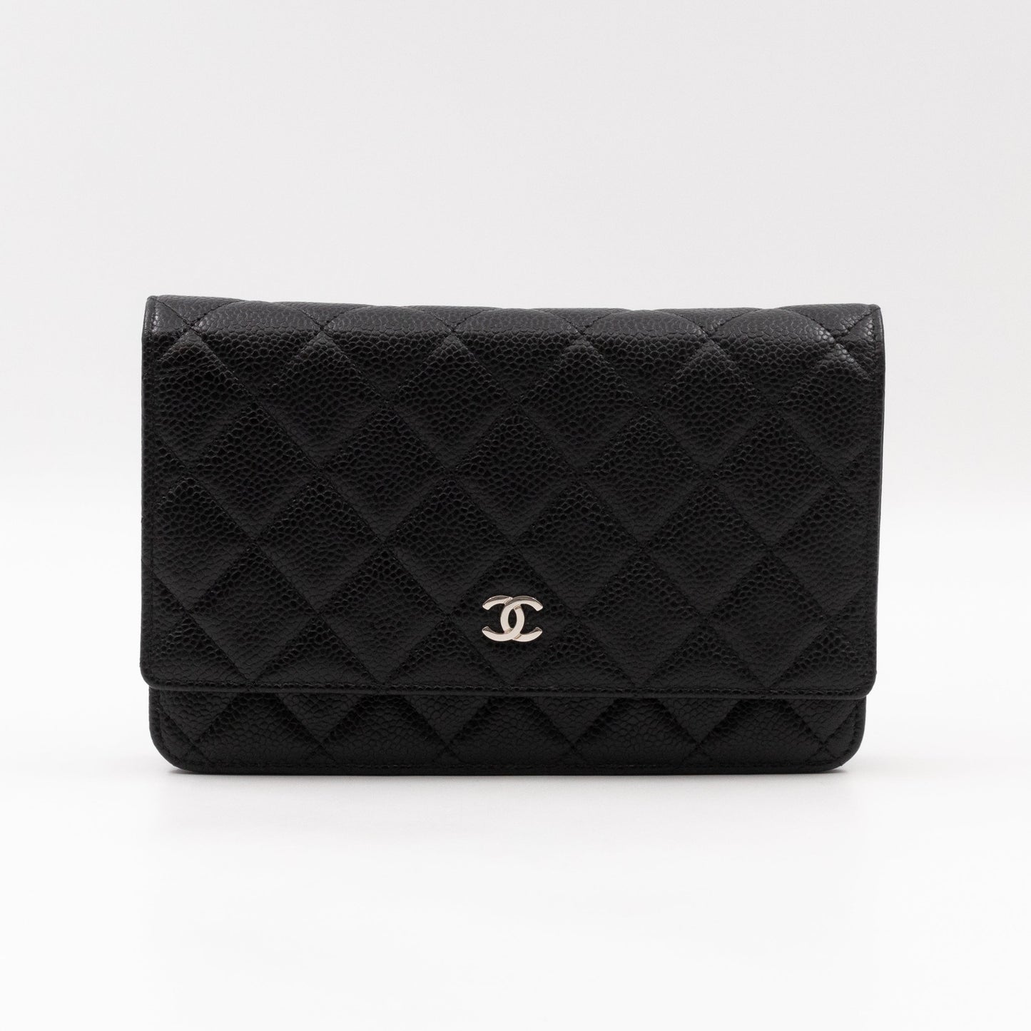 Classic Wallet On Chain Black Caviar Silver