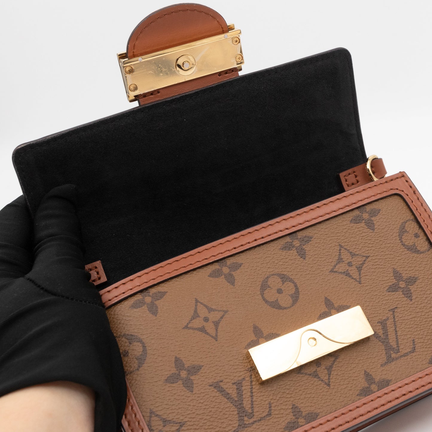 Louis-vuitton Dauphine Chain Wallet Monogram Reverse