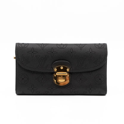 Amelia Wallet Grey Monogram Mahina Leather